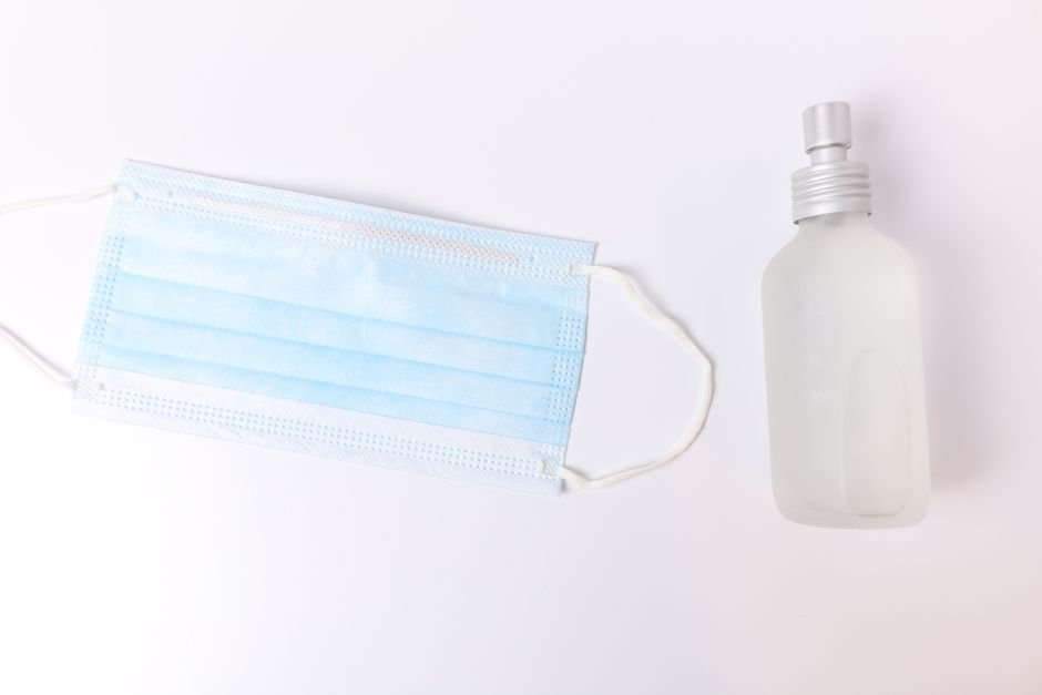 Simple Ways to Protect Your Teeth While Snacking
